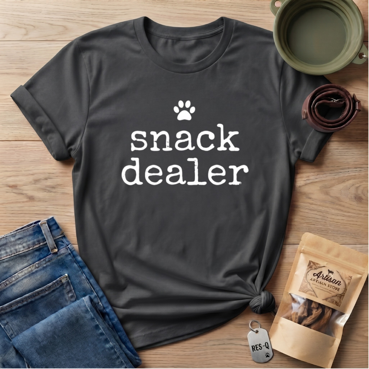 snack dealer T-Shirt