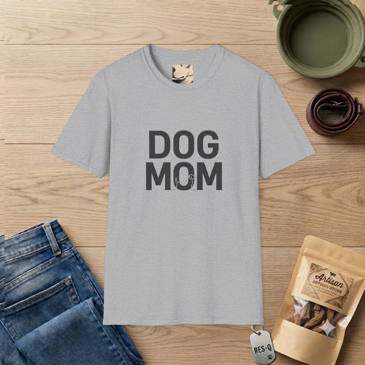Dog Mom Simple T-Shirt