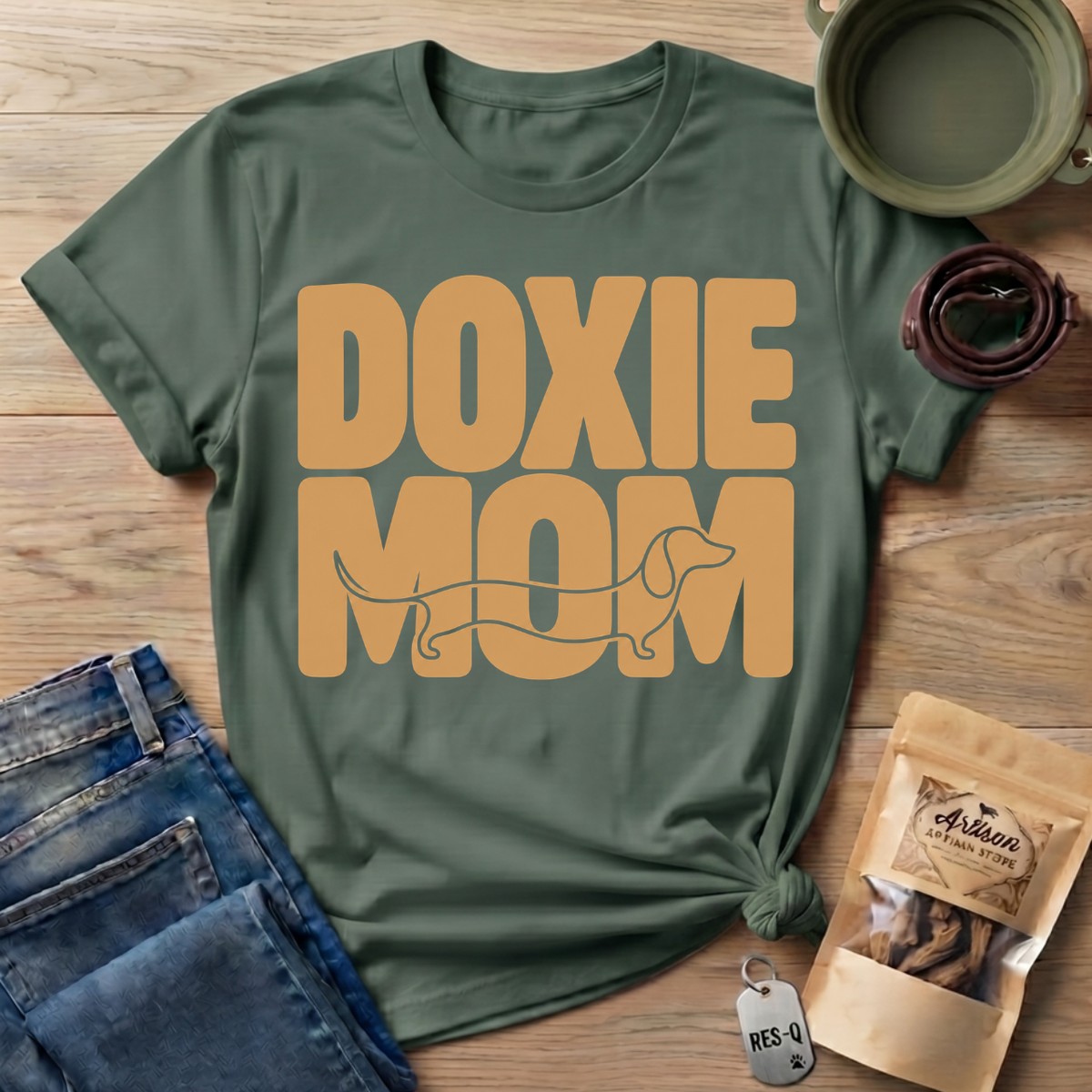 Doxie Mom T-Shirt